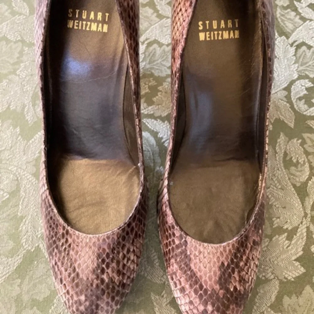 Stuart Weitzman Heels - Picture 1 of 9